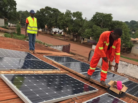 Zonnepanelen Kameroen